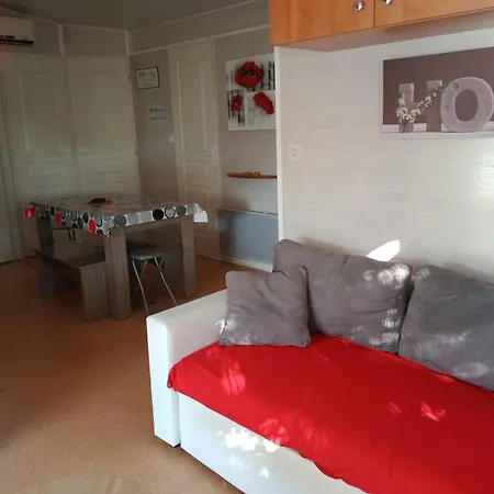 Kemp Chalet
